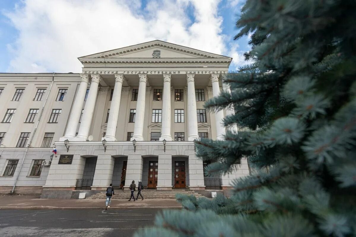 Псковский государственный университет фото Приёмная кампания стартовала в ПсковГУ