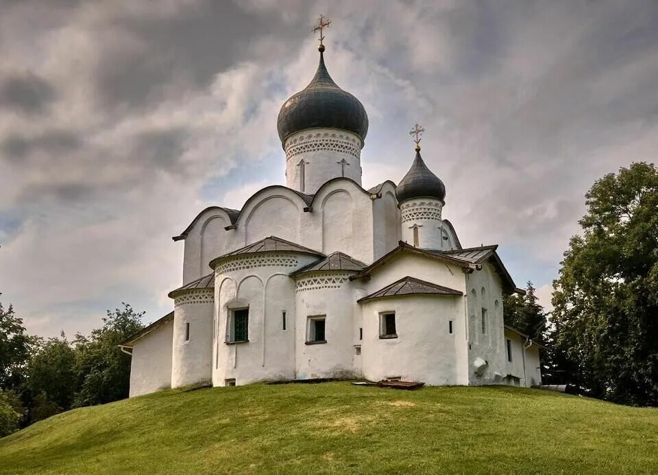 Псковский храм фото Виртуальный тур "Храм Василия Великого (на Горке) г. Псков" 2022, Старый Оскол -