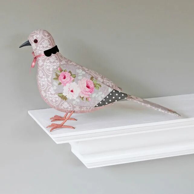 Птичка декор своими руками Fabric Bird - COLLARED DOVE - Made to Order Aves de tecido, Molde passarinho, Ar