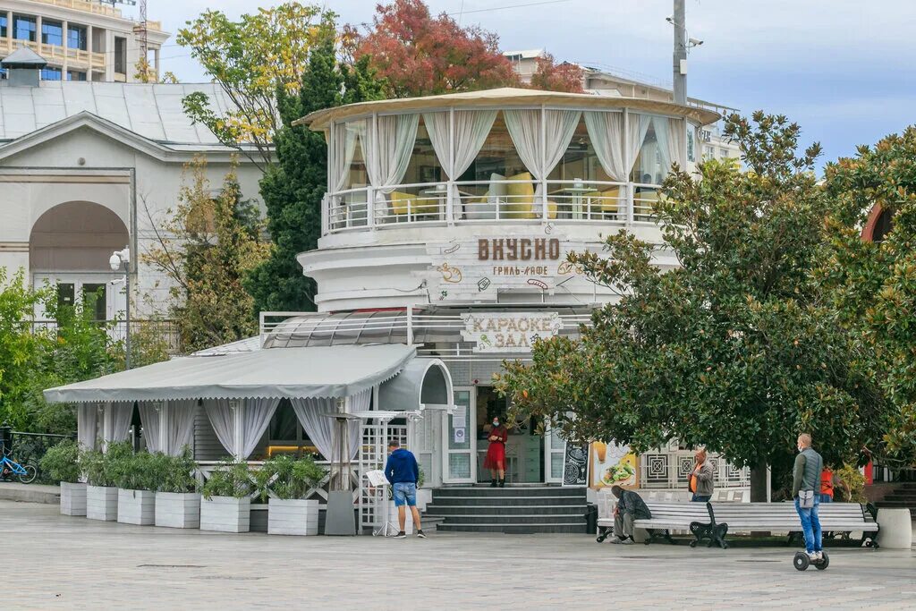 Птица ул рузвельта 1а ялта фото Efc, быстрое питание, ул. Рузвельта, 1Б, Ялта - Яндекс Карты