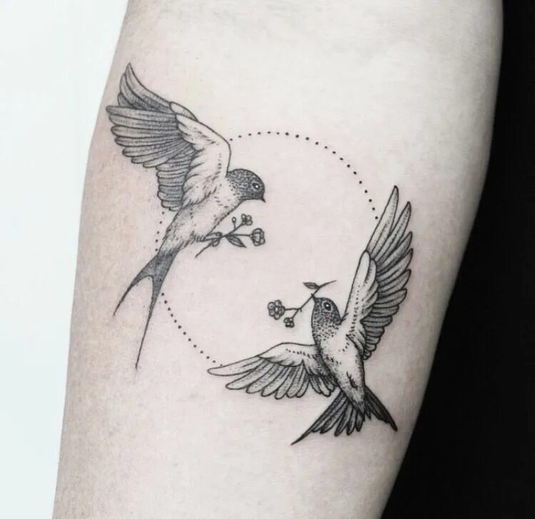 Птицы татуировок фото Pin by Olga on Идеи для татуировок Bird tattoo men, Tattoos, Swallow bird tattoo