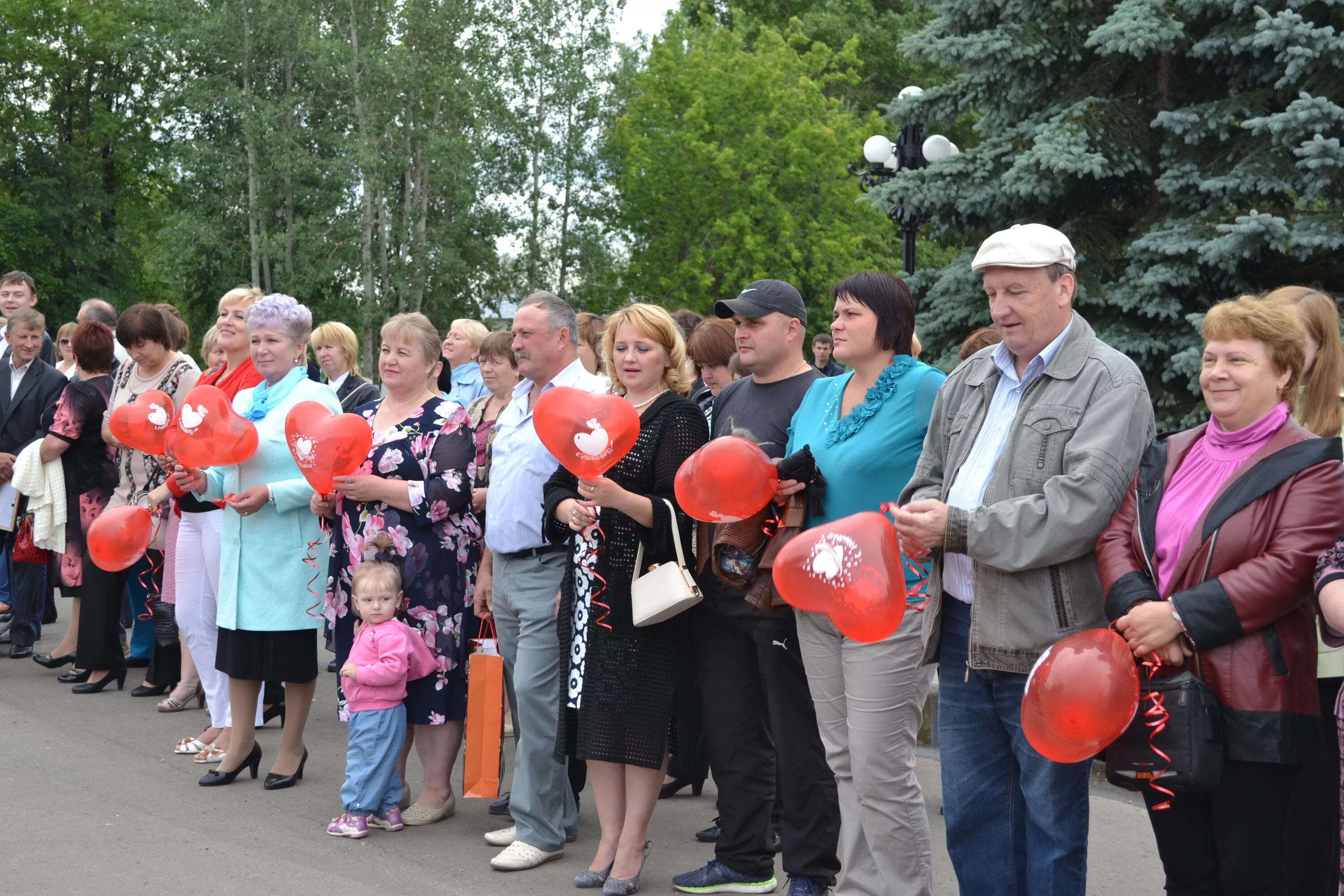 Пу 101 тонкино нижегородской области фото Праздник, посвященный Дню семьи, любви и верности состоялся сегодня в р.п.Тонкин