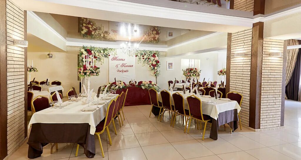 Публика брянск фото Banquet complex Vremena goda, banquet hall, Bryansk, bulvar Shchorsa, 1 - Yandex