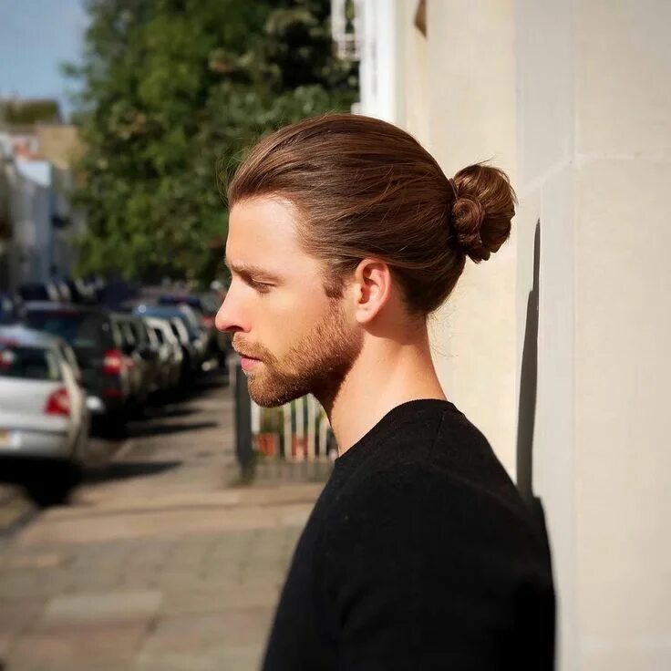 Пучок волос мужская прическа Pin by Kjellsa Kjellgren on Man Buns Long hair styles, Long hair styles men, Man