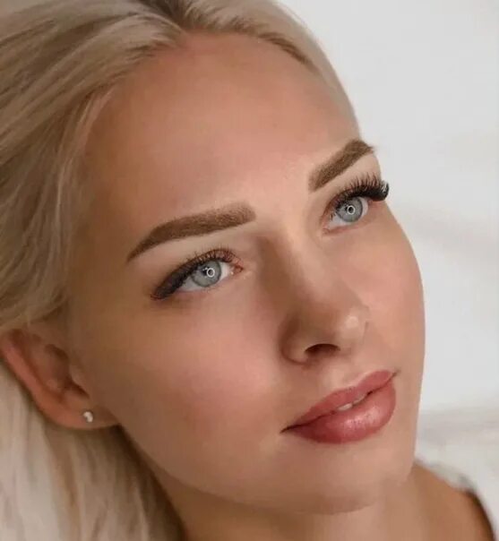 Пудровые брови блондинки фото Looking for a model on permanent eyebrow and lip makeup ❤ ️Free Metro VDNH Ищу Мо