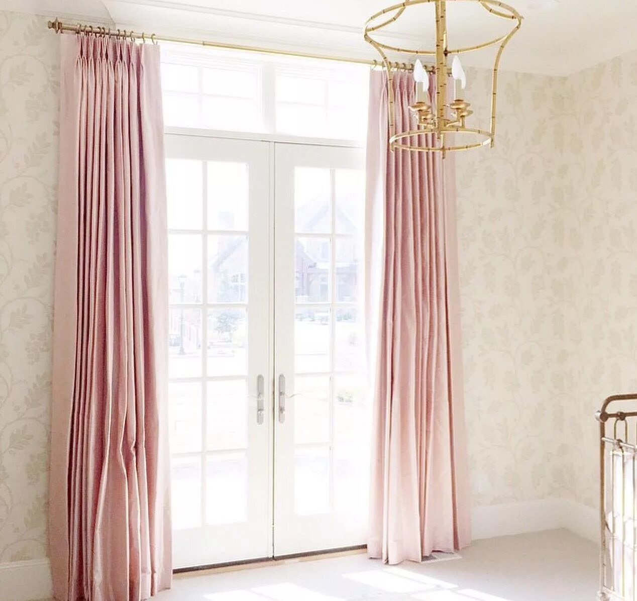 Пудровые шторы фото Nursery Curtains, Home decor, Teen girl bedrooms