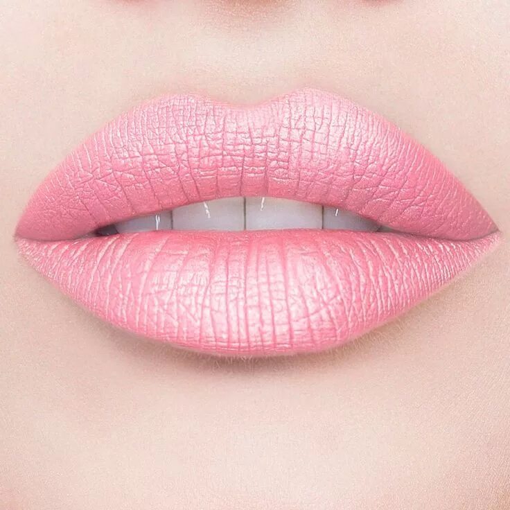 Пудровый макияж губ Go See Shimmery Light Pink Lipstick Runway Rogue Lip colors, Pink lips, Lip make