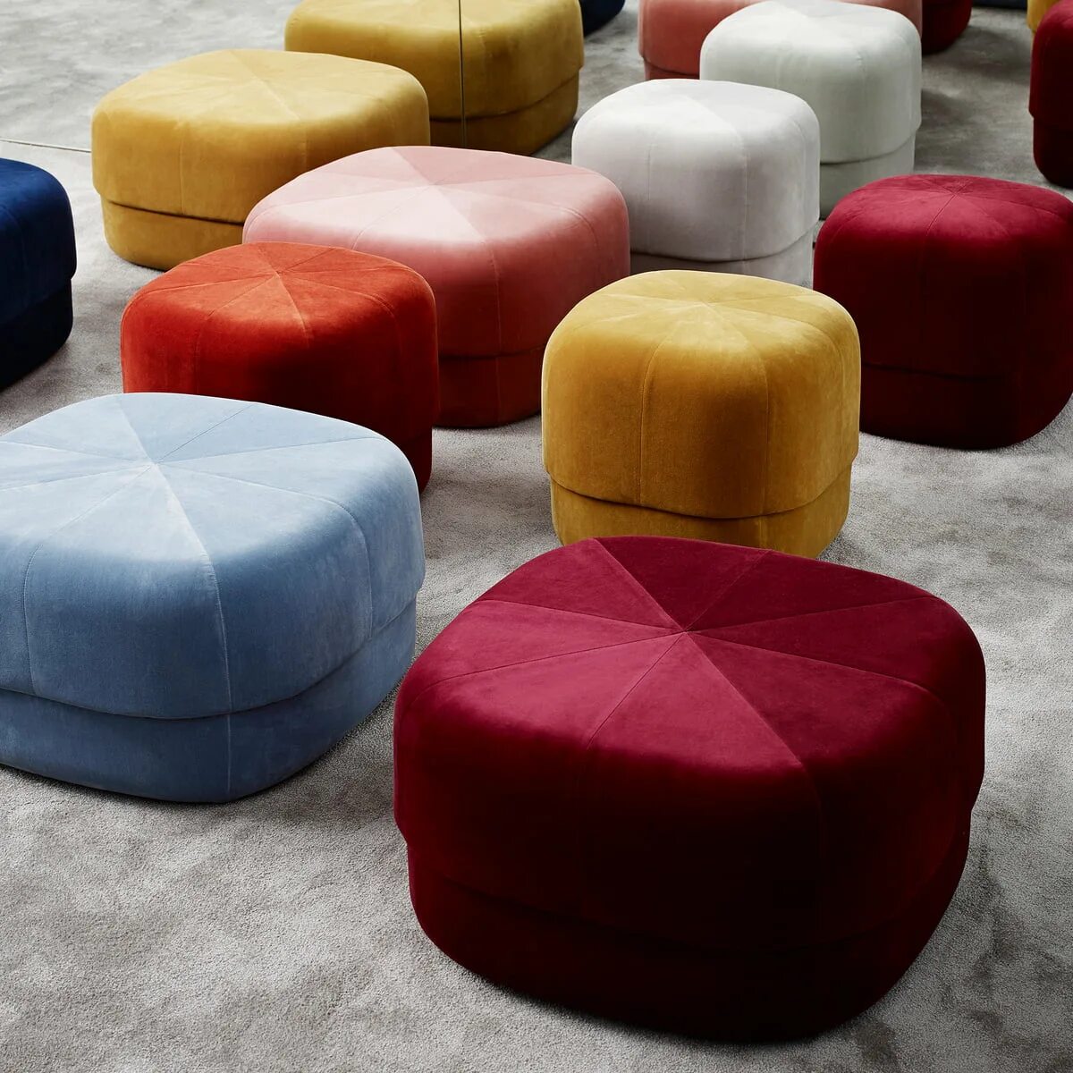 Пуфик дизайн интерьера Normann Copenhagen - Circus Pouf large Connox