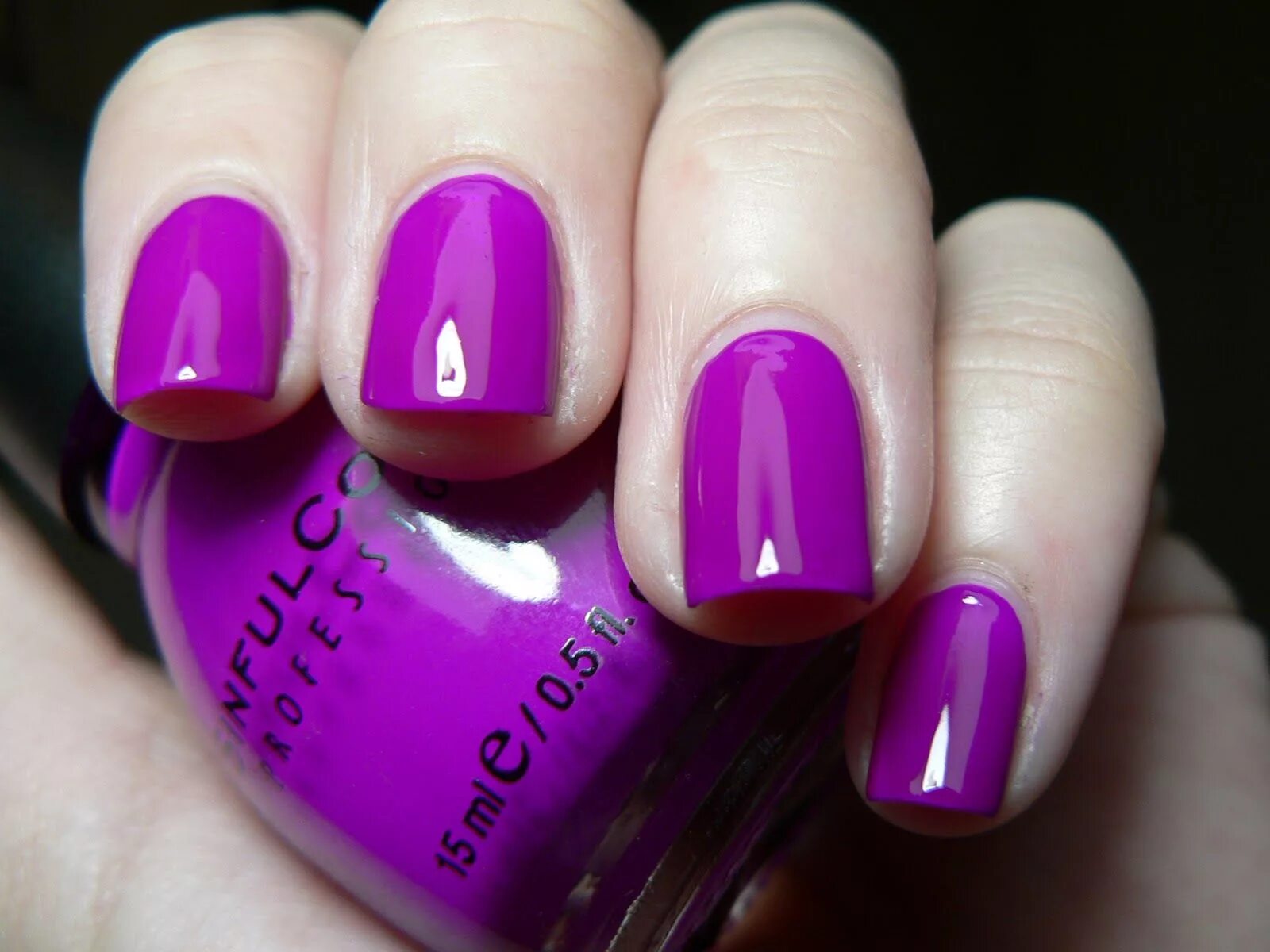 Пурпурный цвет маникюра с дизайном Blogger Sinful colors nail polish, Violet nails, Sinful colors