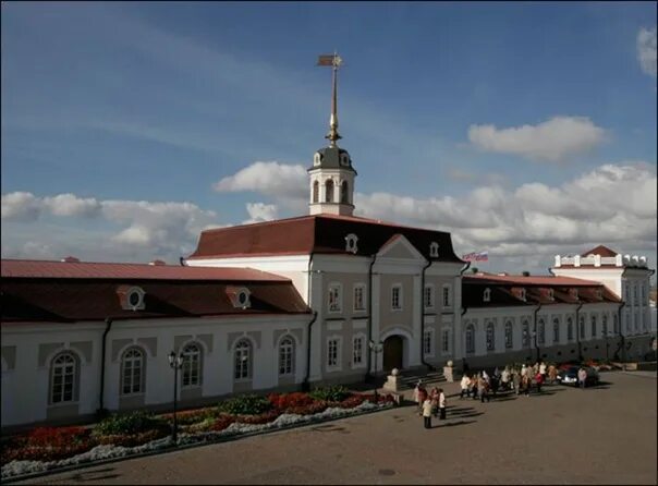 Пушечный двор казань кремль фото Артиллерийский двор Дата постройки - XVII век. Архитектор неизвестен. Реставраци