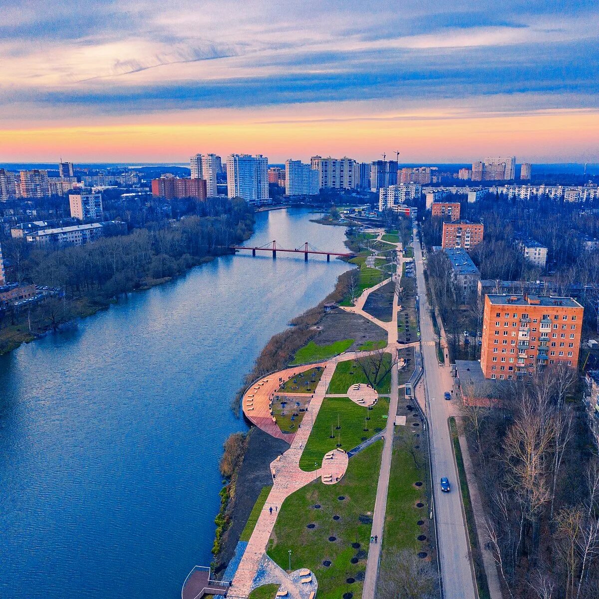 Пушкин московская область фото Файл:City of Pushkino. Serebryanka River.jpg - Википедия