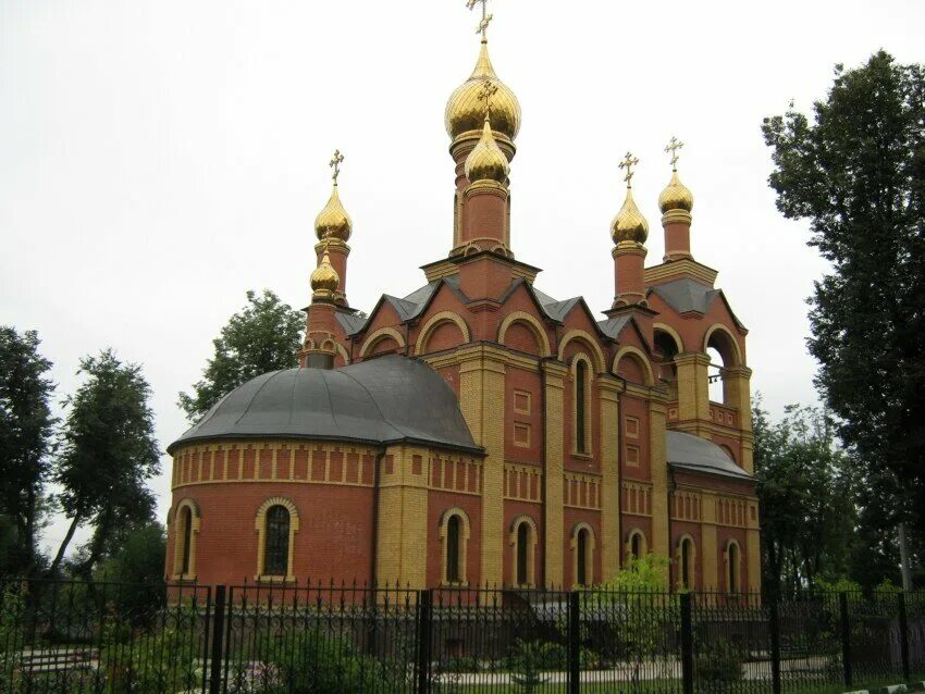 Пушкино московская область достопримечательности фото Hram Svyatoy Troitsy, orthodox church, Россия, Пушкино, Московский проспект, 56,