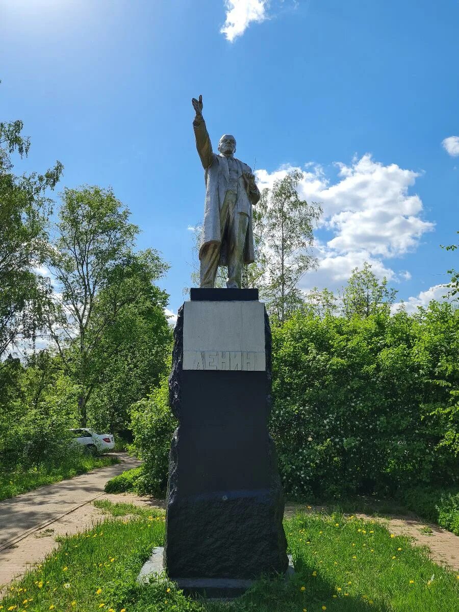 Пушкино памятники фото Памятник В.И. Ленину (Пушкино - Московская область)