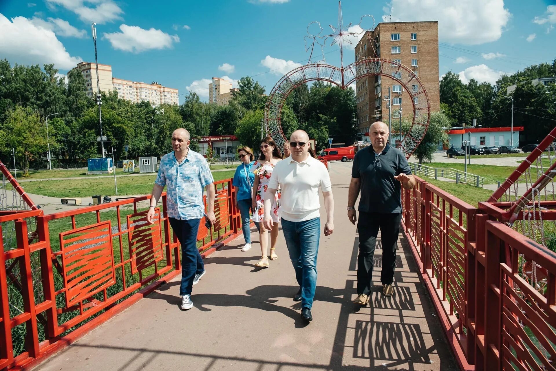 Пушкино серебрянка фото Максим Красноцветов проверил содержание набережной реки Серебрянки - смотреть ви