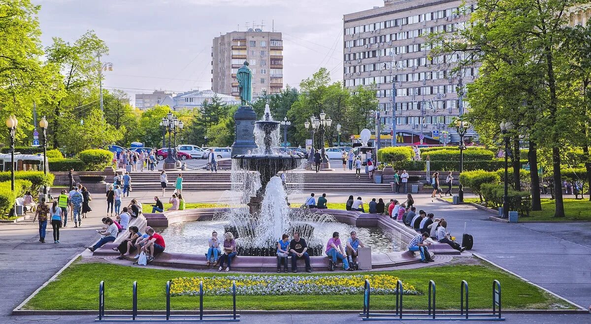 Пушкинская площадь фото Куда сходить в москве по пушкинской