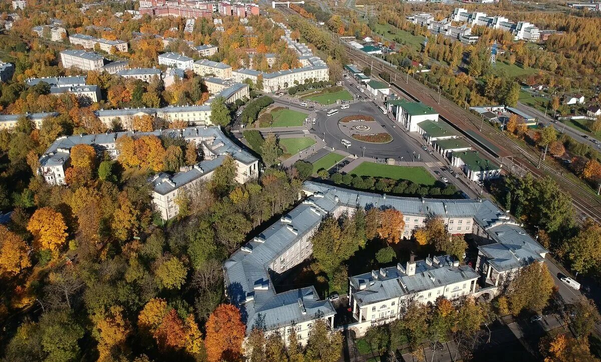 Пушкинский район спб фото Что посмотреть в Пушкине, кроме Екатерининского дворца: как добраться, адреса, ц