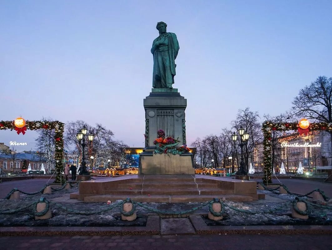 Пушкинский сквер москва пушкинская площадь фото Площадь пушкина - блог Санатории Кавказа