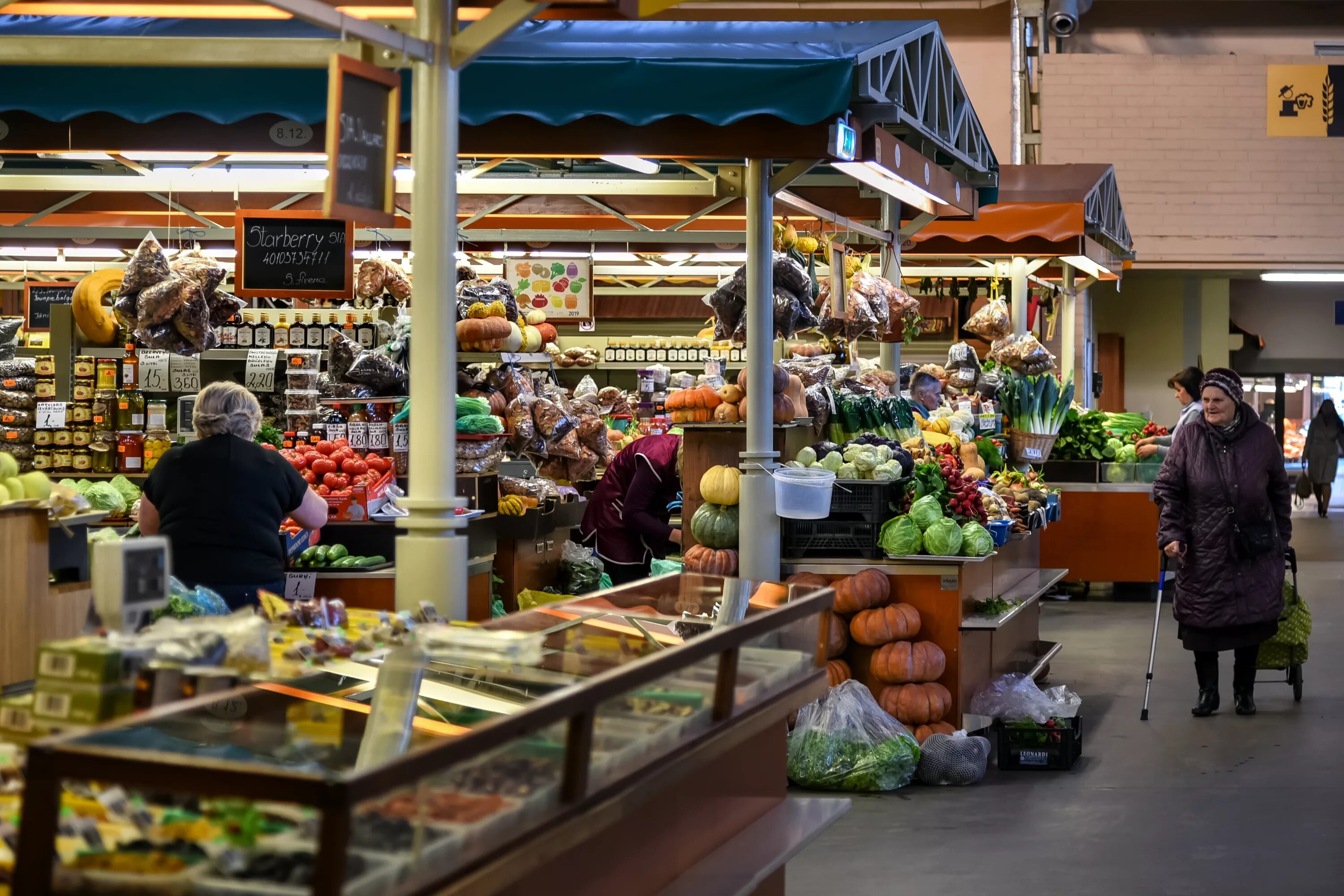 Пушкинский центральный рынок фото File:Riga Central Market (47780146551).jpg - Wikipedia