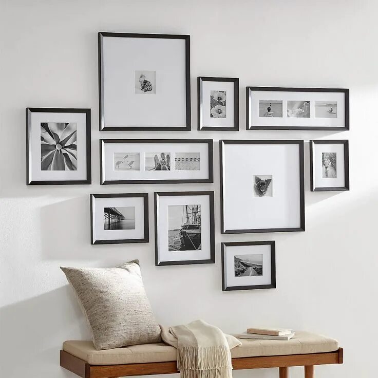 Пустые рамки на стене в интерьере Icon Black Wall Frames Crate & Barrel Gallery wall living room, Frames on wall, 