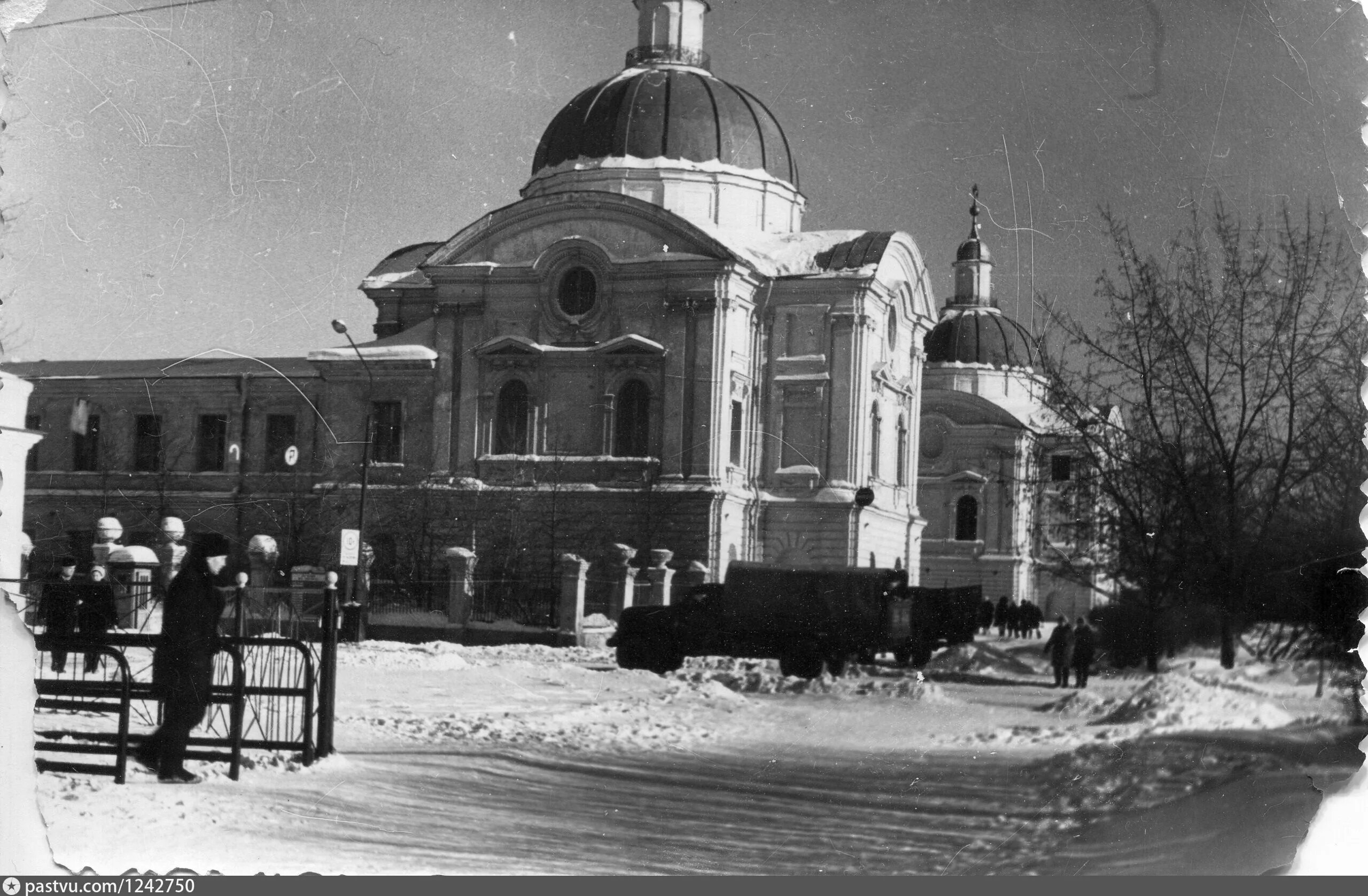 Путевой дворец старые фото г твери Западное крыло Путевого дворца - Retro photos