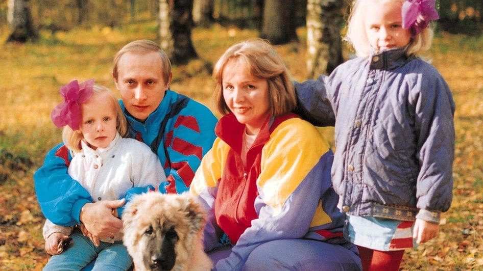 Путин биография фото детей 7 любопытных фактов из жизни Путина, о которых многие не знают Этому не учат в ш