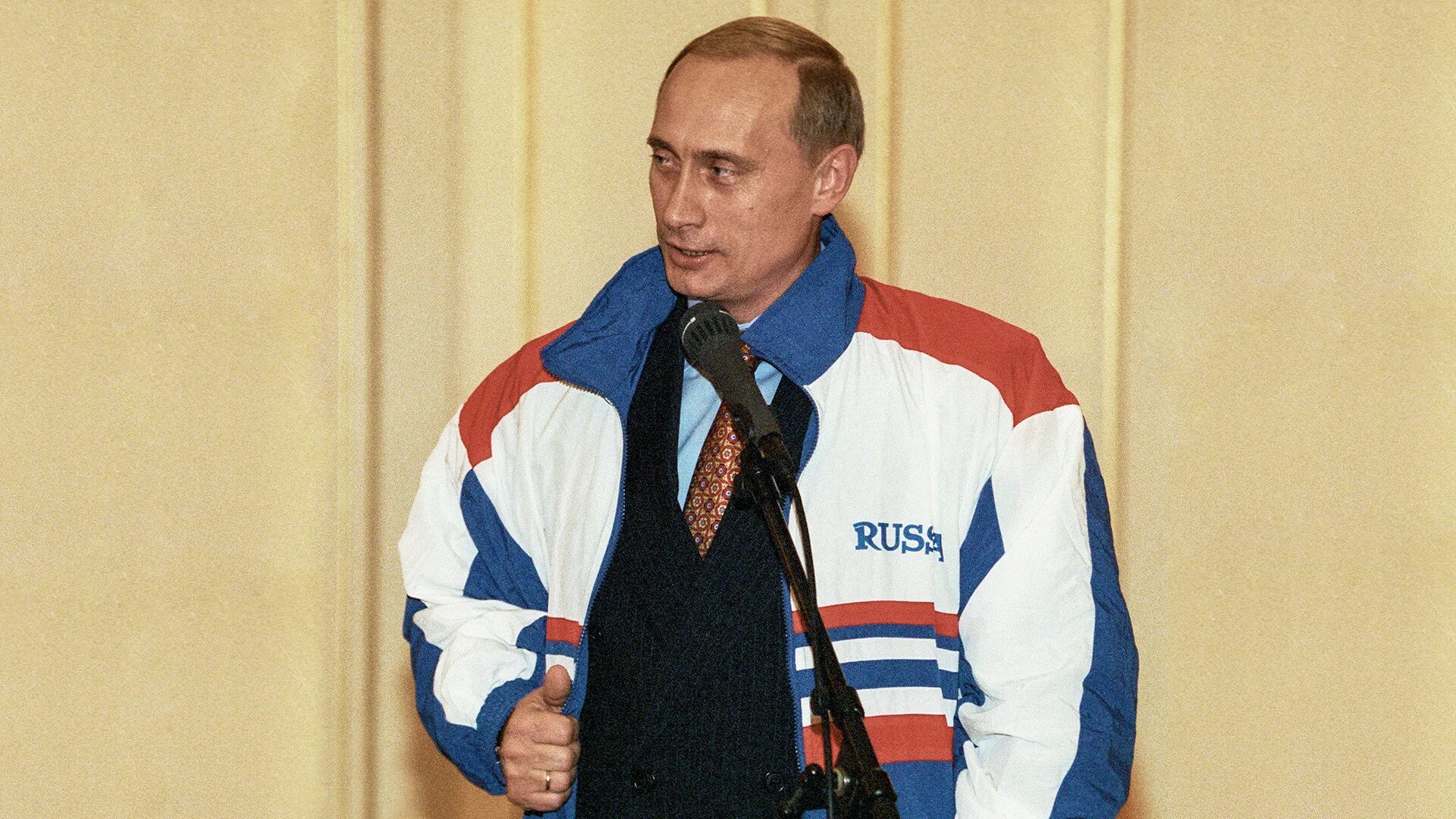 Путин фото 90 х What Putin looked like before he became president (PHOTOS) - Russia Beyond