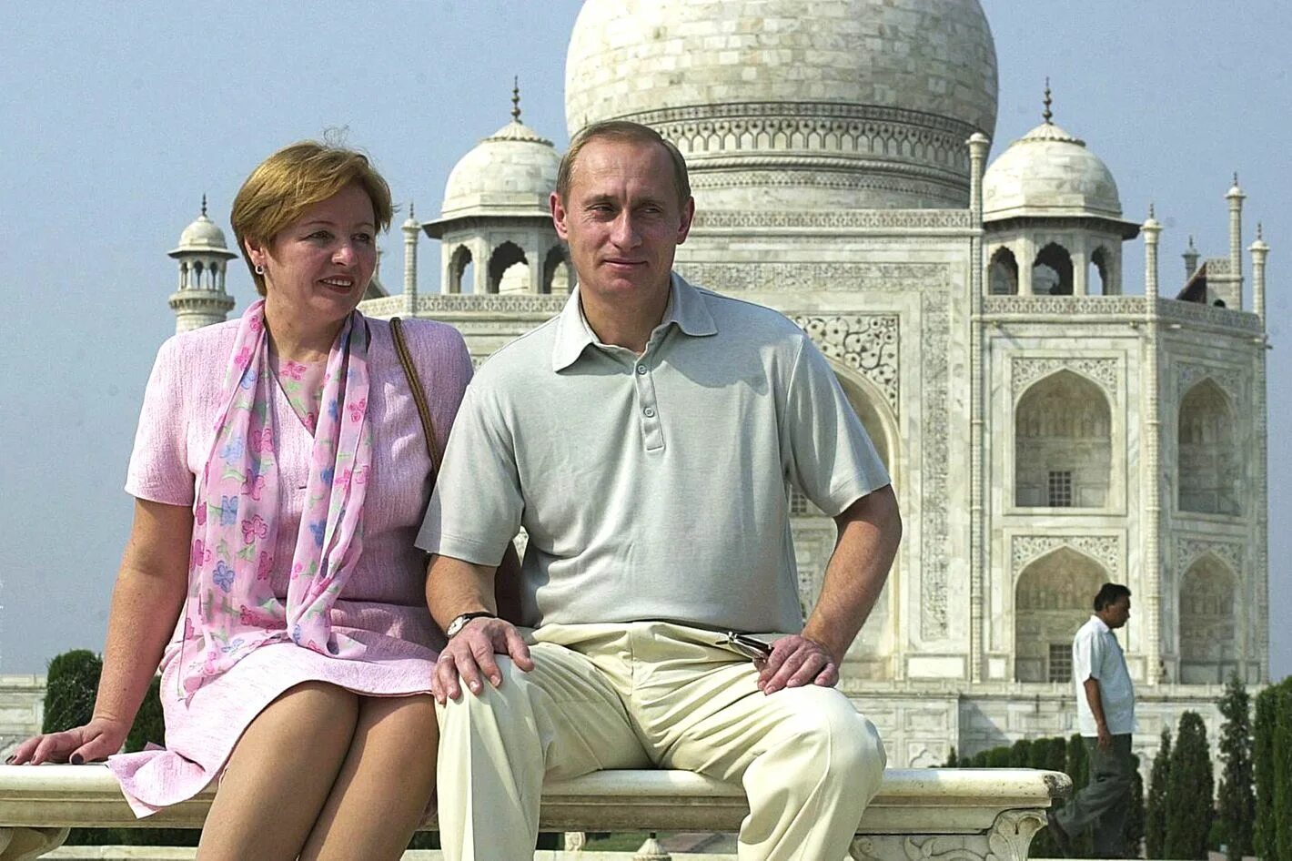 Путин владимир биография семья дети фото 5 Photos of Vladimir Putin and His Wife Looking Miserable Together