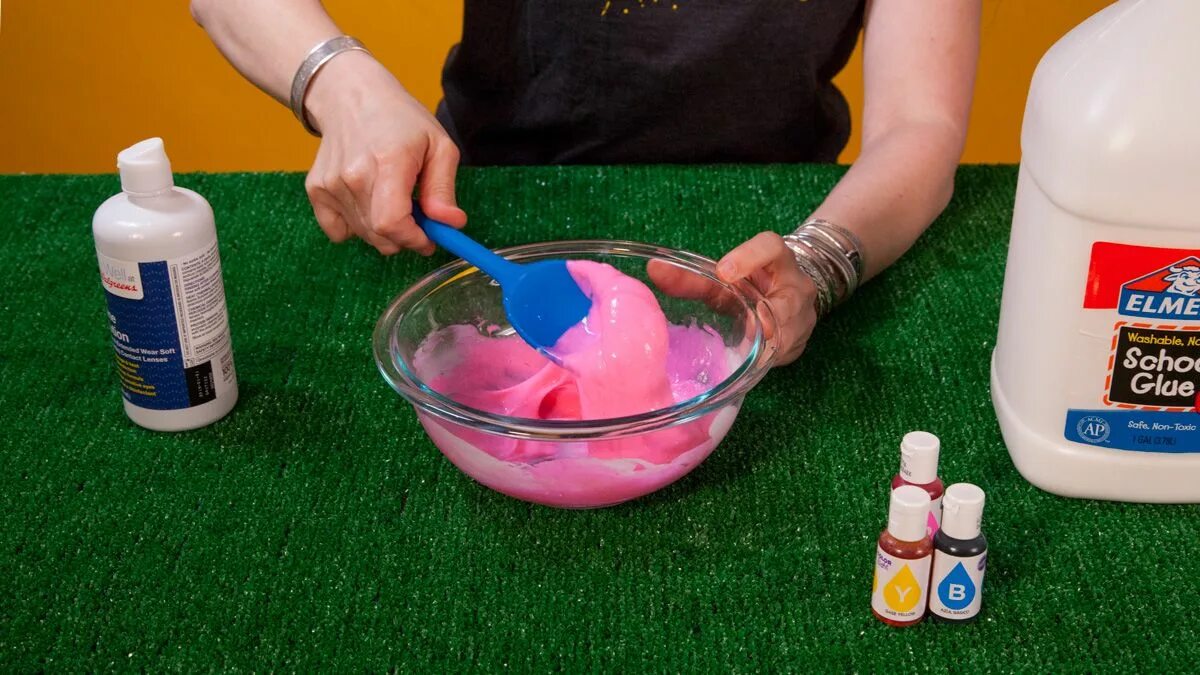 Пва своими руками в домашних Goopy Science: How to Make Slime with Glue Live Science