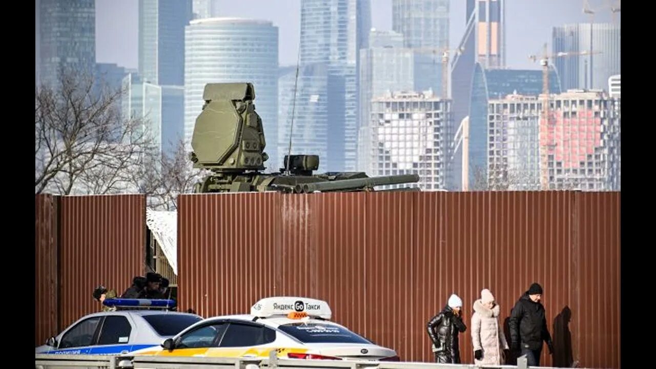 Пво на крышах москвы фото В главной кремлевской больнице срочно построят бомбоубежище. - YouTube