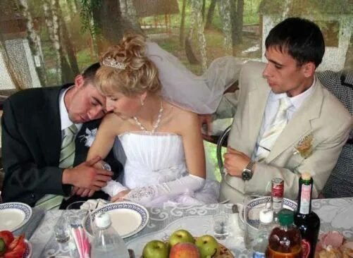 Пьяная свадьба фото Funny Wedding Pic Collection. http://www.bluerainbowdesign.com/?ReferringID=Pint