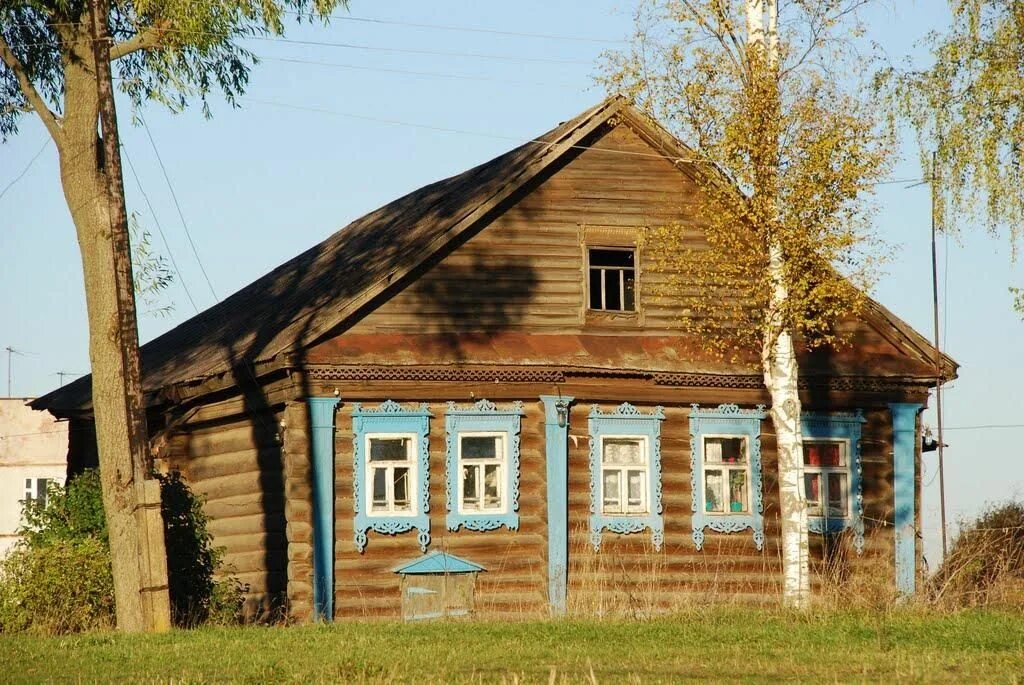 Пятистенный дом в деревне фото Pin on Russian wooden house Architectural features, House styles, Architecture