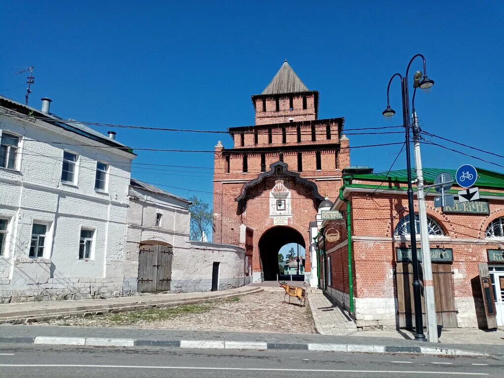 Пятницкие ворота ул зайцева 14 фото Панорама: Пятницкие ворота, достопримечательность, ул. Зайцева, 14, Коломна - Ян