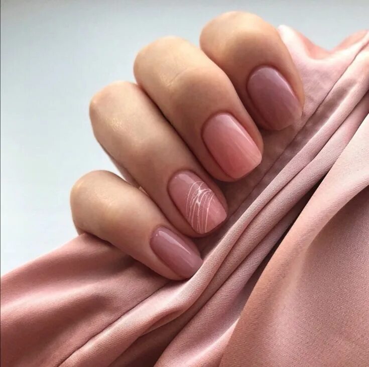 Пыльная роза маникюр на короткие Пин от пользователя Stacie на доске nails Маникюр, Дизай ногтей, Ногти