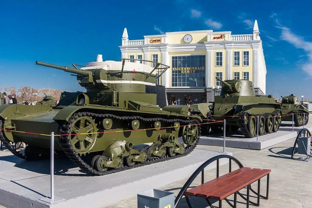 Пышма музей техники фото Museum of military equipment "Military glory of the Urals." Artillery and armore