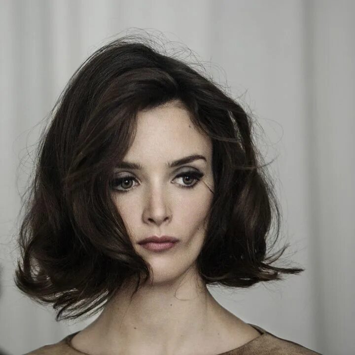 Пышное каре фото Pin on Brunettes Charlotte le bon, Bob hairstyles, Hair cuts