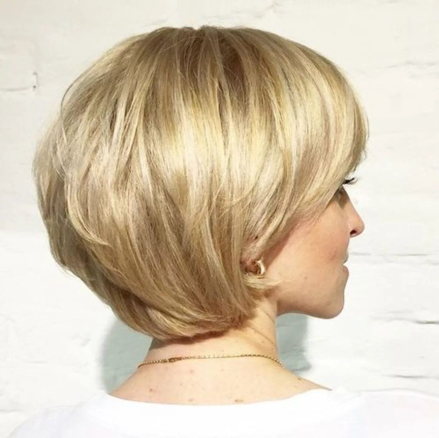 Пышный боб фото 70 Cute and Easy-To-Style Short Layered Hairstyles for 2024 Hair cuts, Short lay