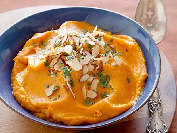 Пюре из батата рецепты приготовления с фото Curried Sweet Potato Puree Recipe Food network recipes, Healthy holiday recipes,