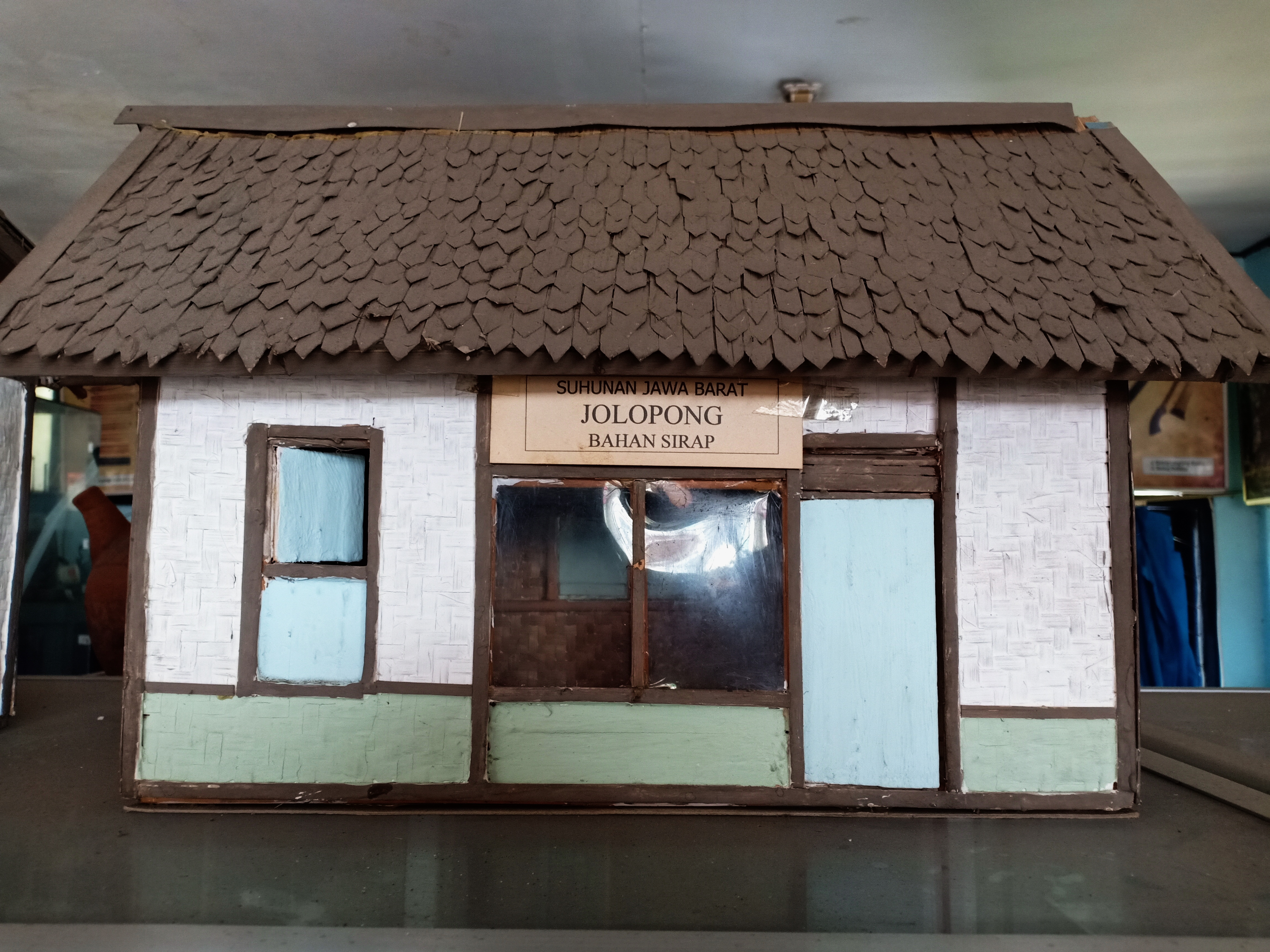 Р музей фото Museum R.A.A Adiwidjaja Budaya