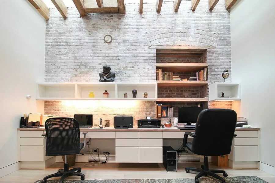 Рабочее место в стиле лофт Trendy Textural Beauty: 25 Home Offices with Brick Walls Home office design, Off