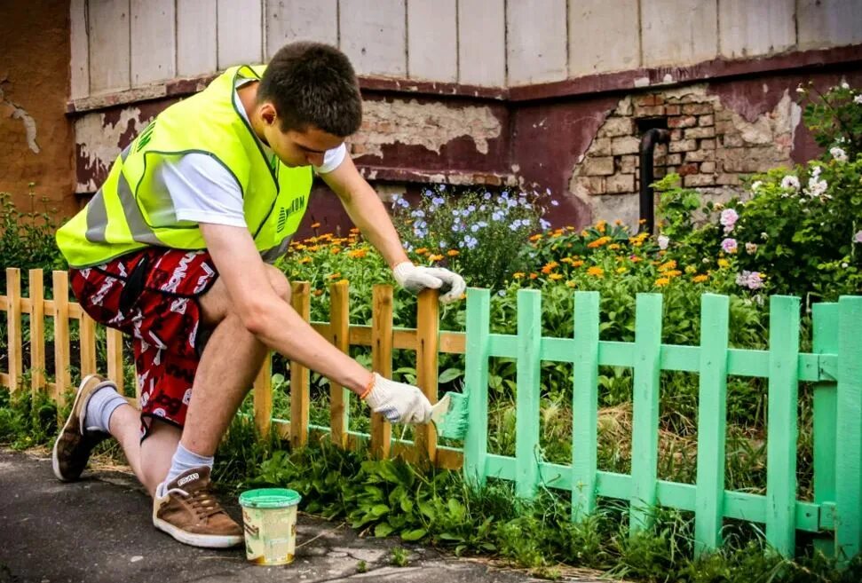 Работа летом фото Вологодские работодатели готовы трудоустроить менее 10% подростков - РБК