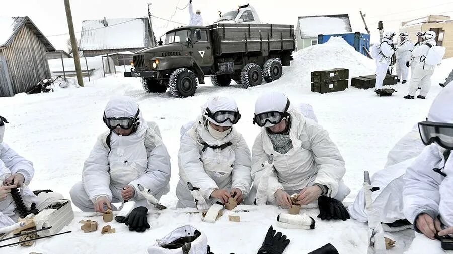 Работа север фото Границы Ленинградского военного округа предложено расширить до Арктики Новости а