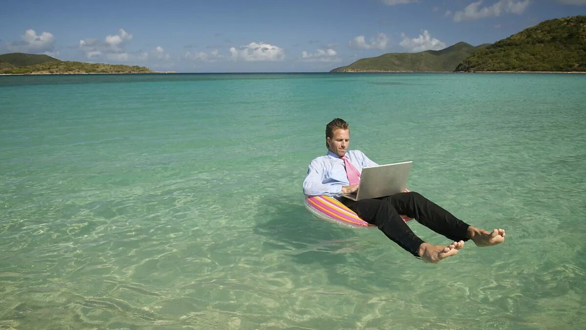 Работа в море фото BBC Radio 4 - In Business, Out of Office: The Rise of the Digital Nomad - How to