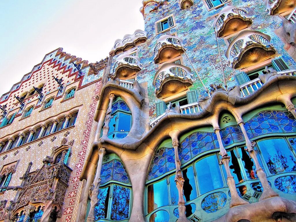 Работы антонио гауди фото Casa Batllo/Antoni Gaudí Barcelona, Spain. Photography by Ivan* Flickr