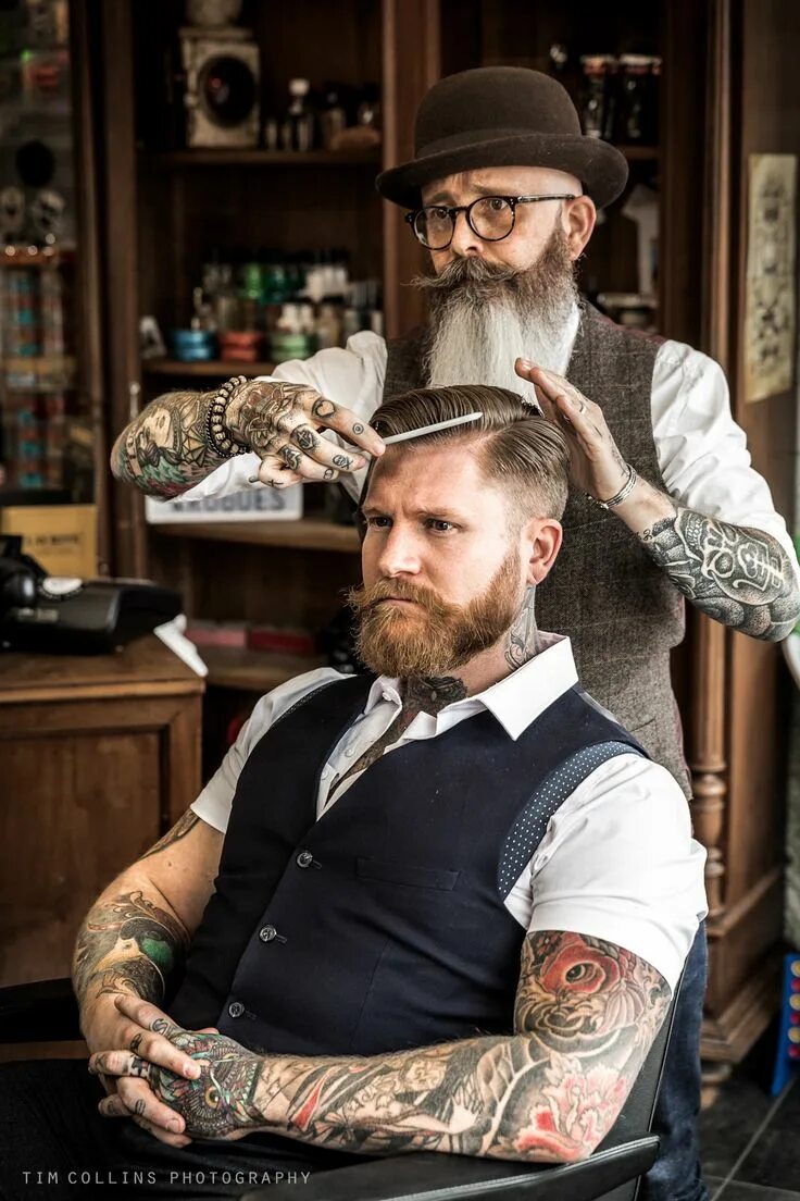 Работы барбера фото Gentleman & Rogues Club Barbershop on Behance Barber man, Barbershop design, Bar