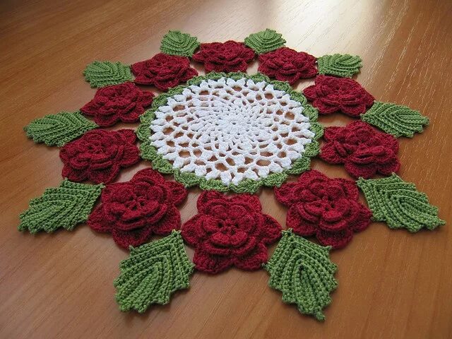 Работы крючком фото Rose Doily #804 pattern by American Thread Company Crochet rose, Crochet doily p