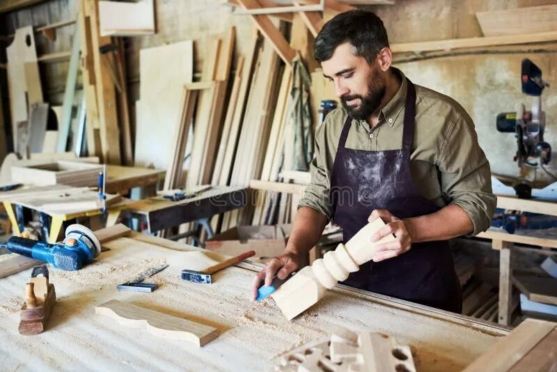 Работы плотников фото Carpenter Marking Cut on Parquet Piece Stock Photo - Image of improvement, renov