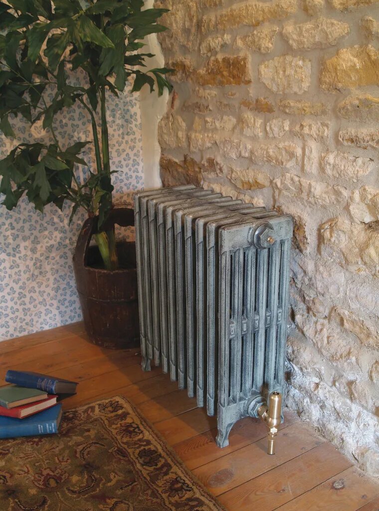 Радиаторы старые фото Victorian 6 Column Cast Iron Radiators for Period Properties