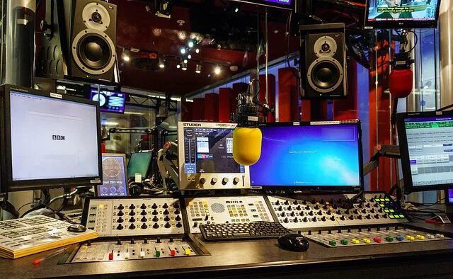 Радио студия фото Radio Studio - BBC New Broadcasting House London Cabina de radio, Estudio musica