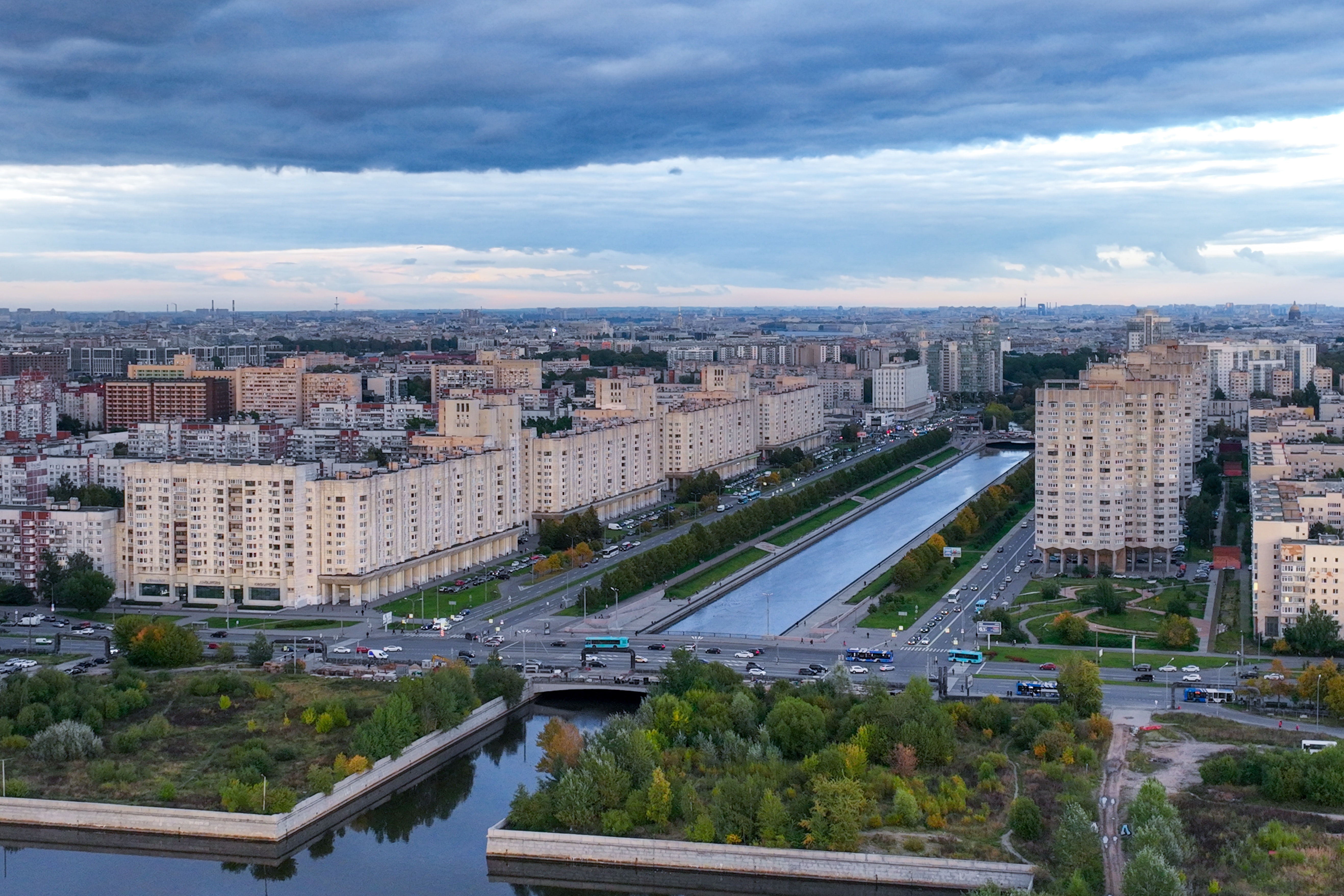 Радиотехнический колледж наб реки смоленки 1 фото С видом на воду: запрос на "картинку" из окна квартиры не теряет актуальности