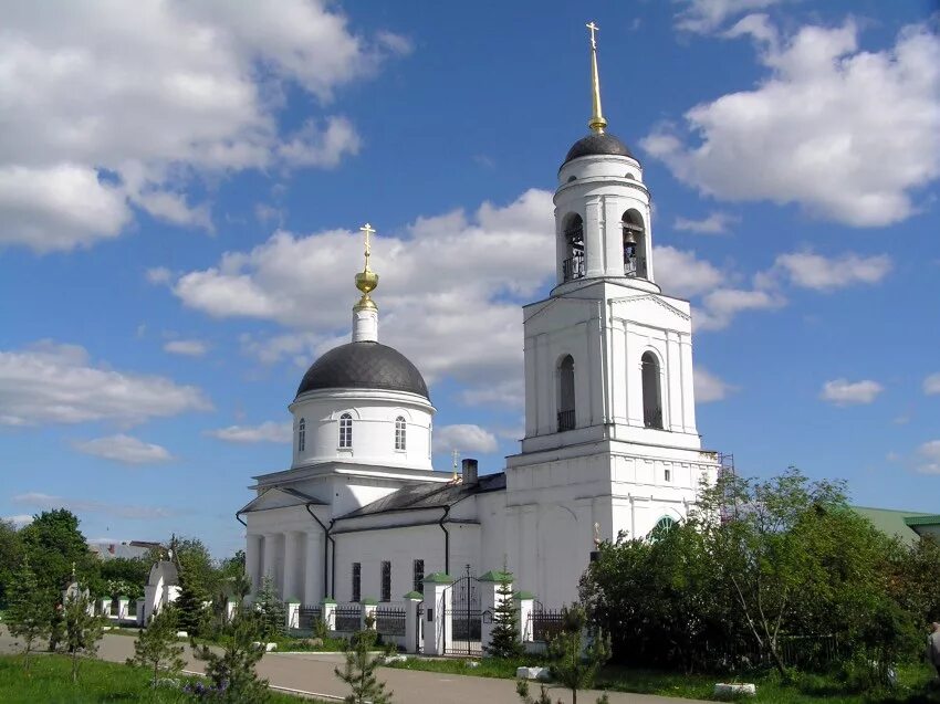 Радонеж уральская ул 25 фото Паломничество в Радонежское подворье Троице-Сергиевой лавры - Азбука паломника